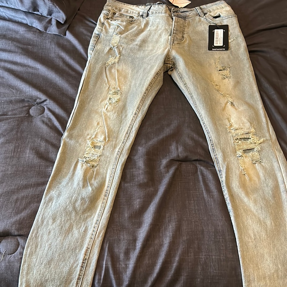 boohooMAN Super Skinny Ripped & Repair Jeans